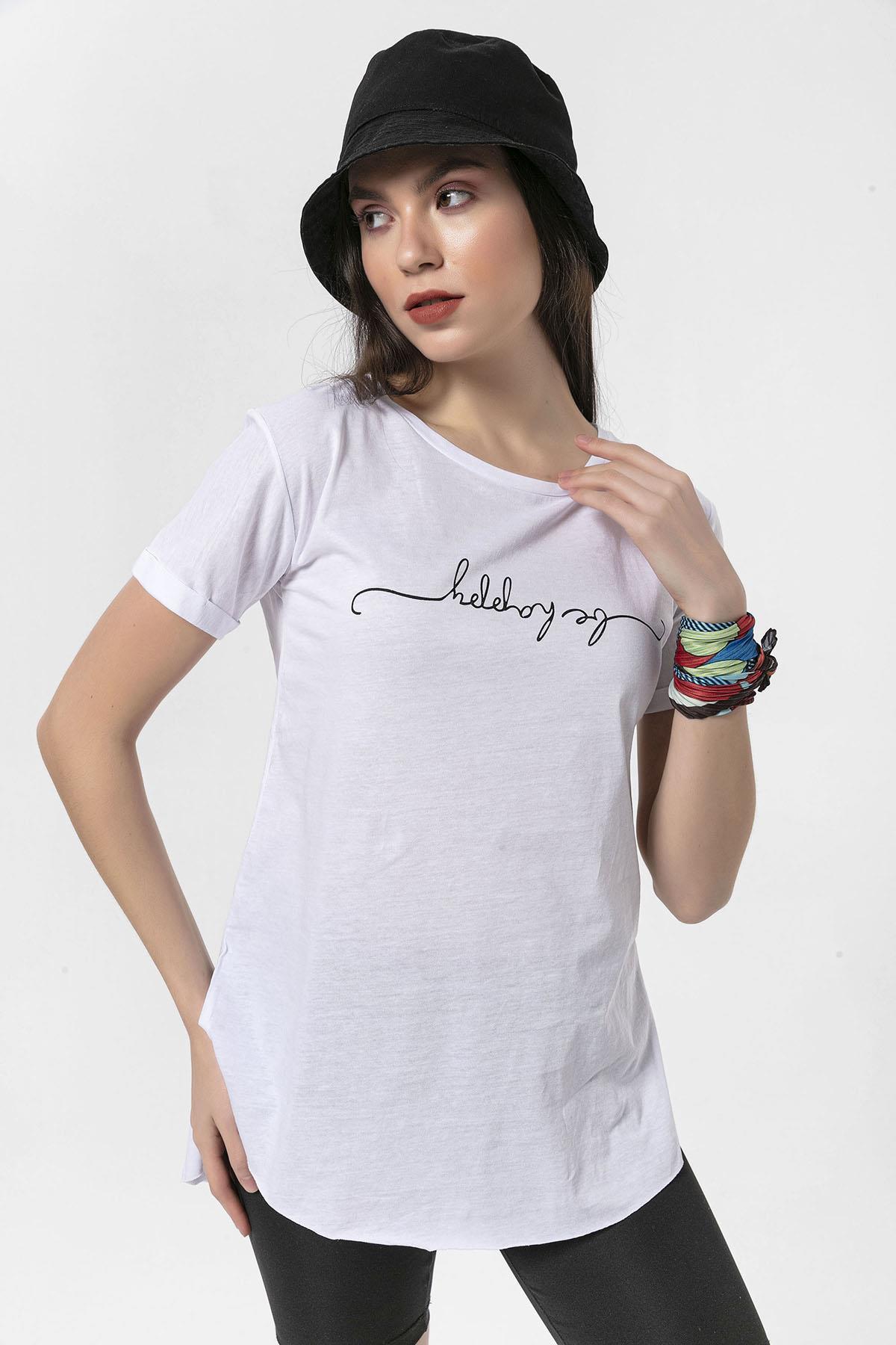 Kadın Önü Baskılı Bisiklet Yaka Yırtmaçlı T-Shirt
