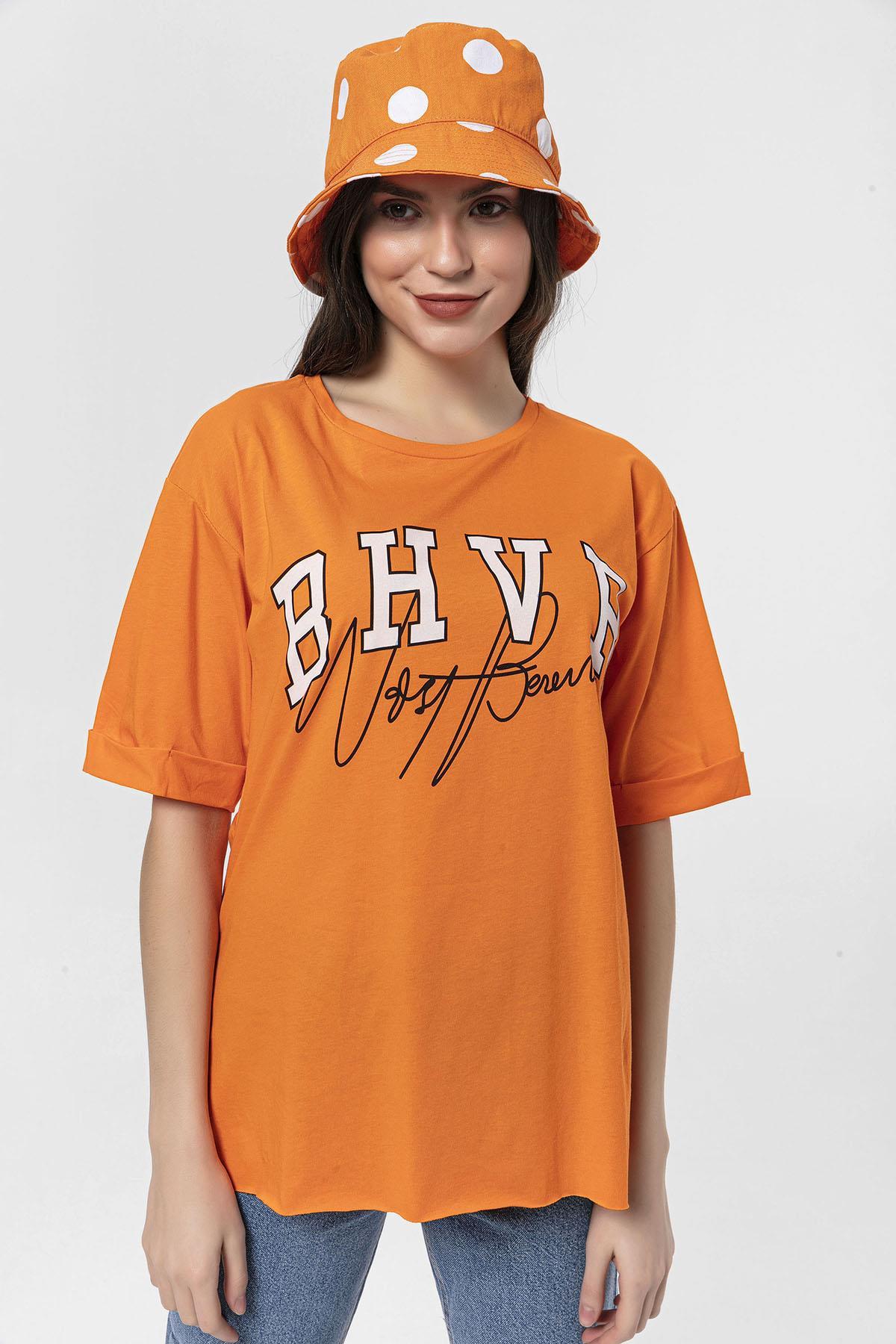 Kadın Önü Baskılı Yan Yırtmaç Detaylı Oversize T-Shirt