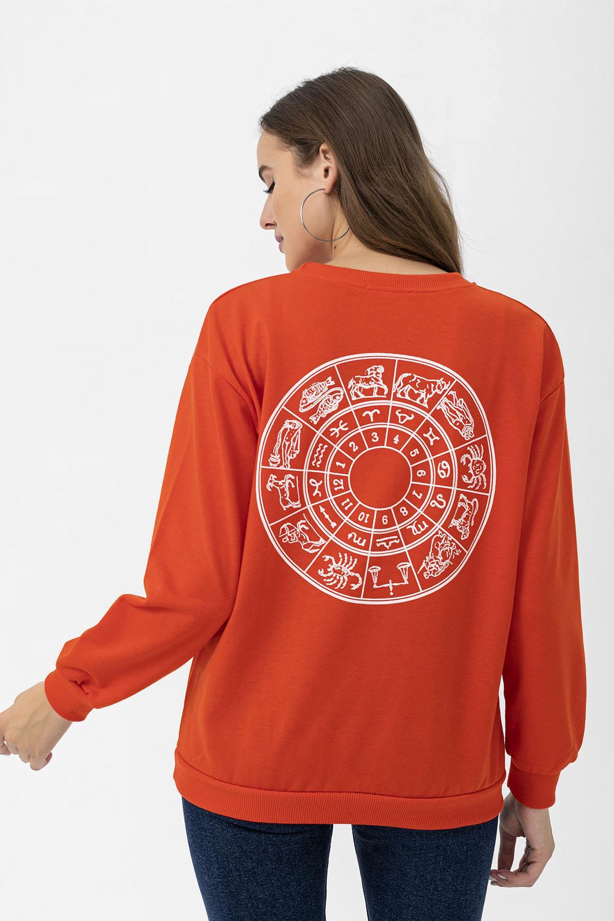 Kadın Sırt Baskı Detaylı Oversize Sweatshirt