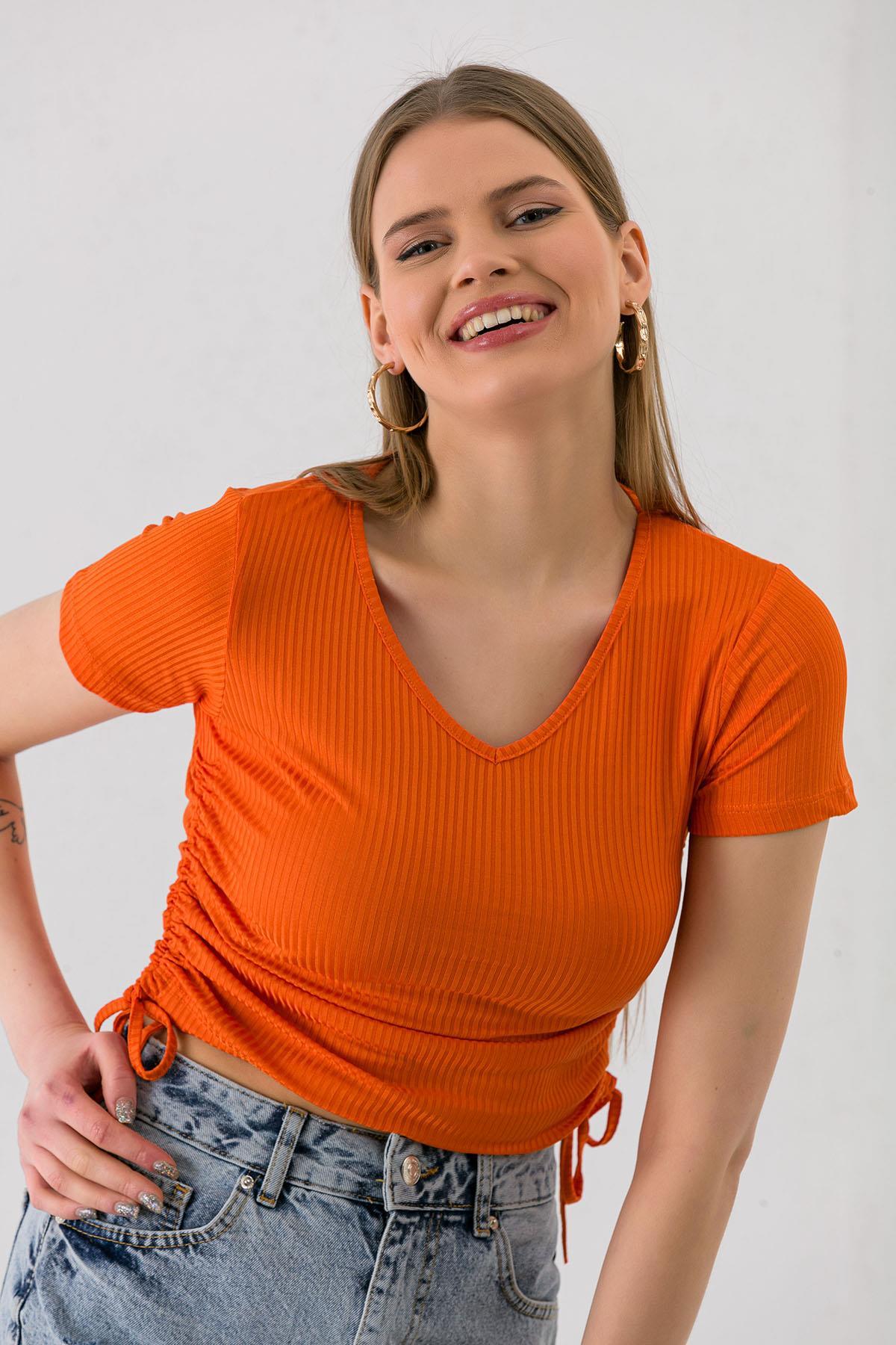 Kadın Yanı Büzgü Detaylı V Yaka Kaşkorse T-shirt 240007 -