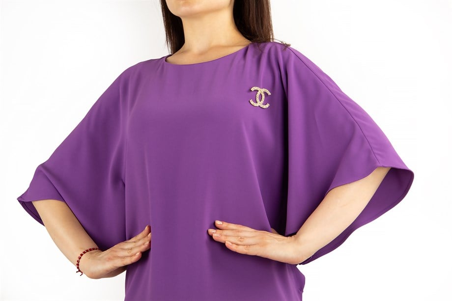 Batwing Plain Dress With Brooch Detail - Purple