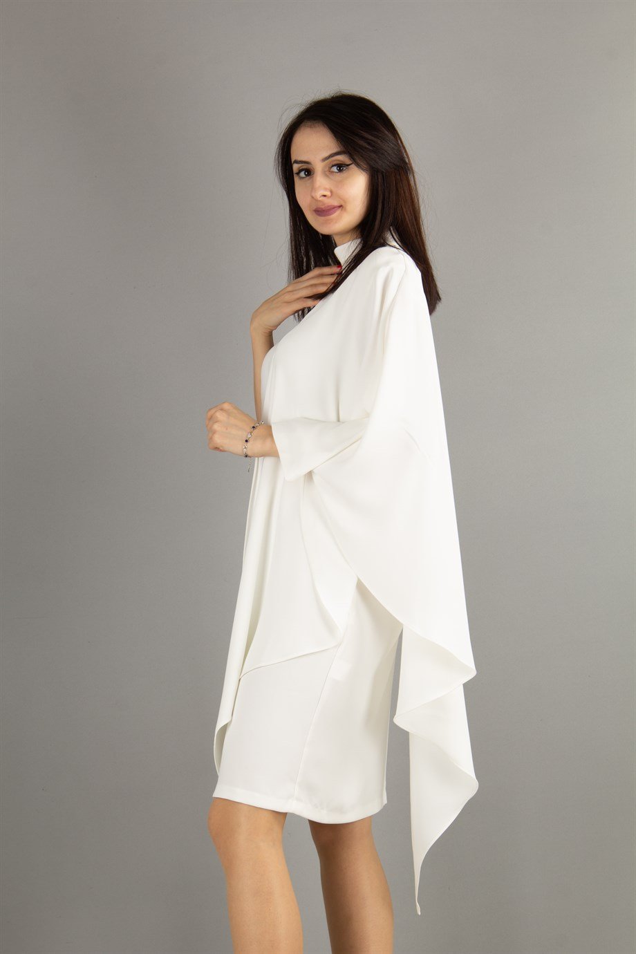 Draped Big Size Dress With Chain - White