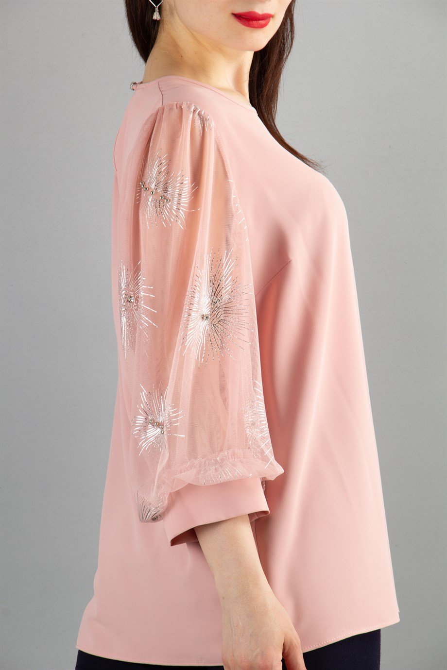 Glinding Pattern Tulle Sleeve Blouse - Powder