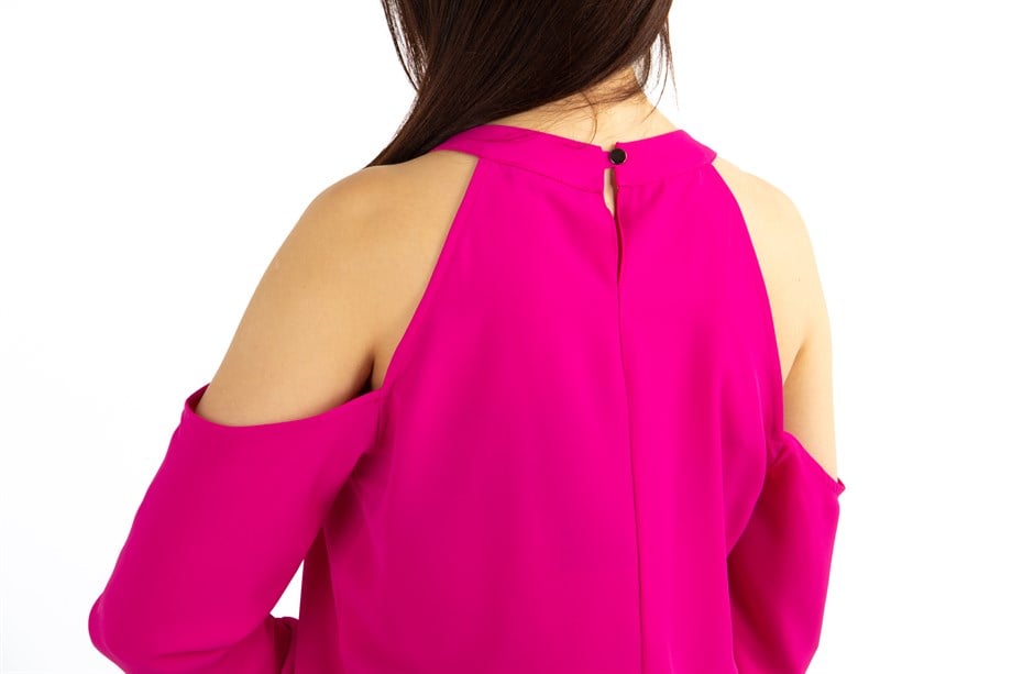 Halter Neck Crop Top With Chain Detail - Fuchsia