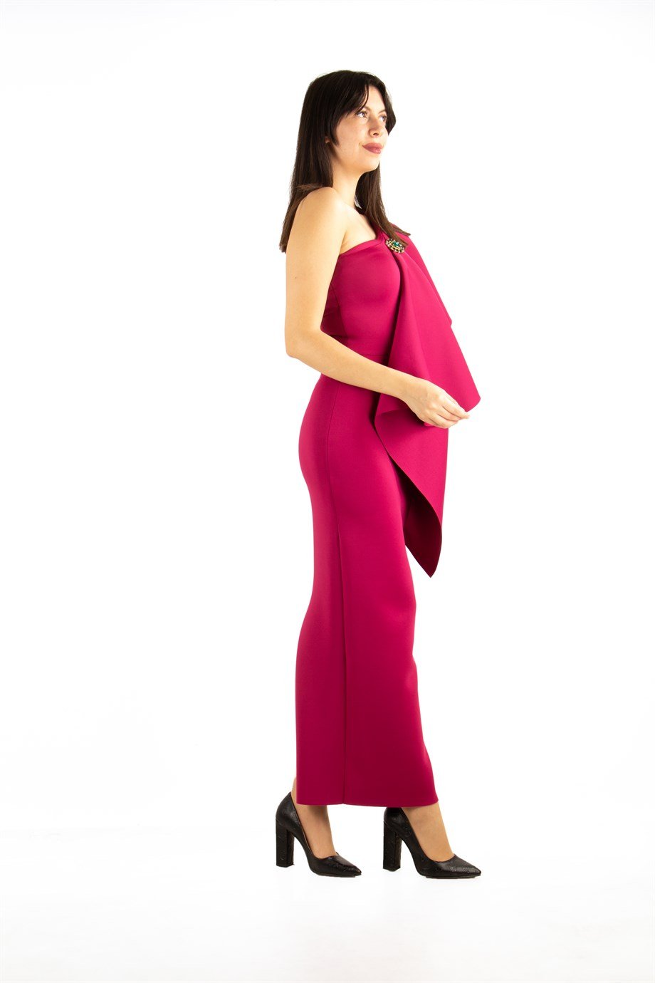 One Shoulder Draped Scuba Maxi Dress With Brooch Detail - Maroon