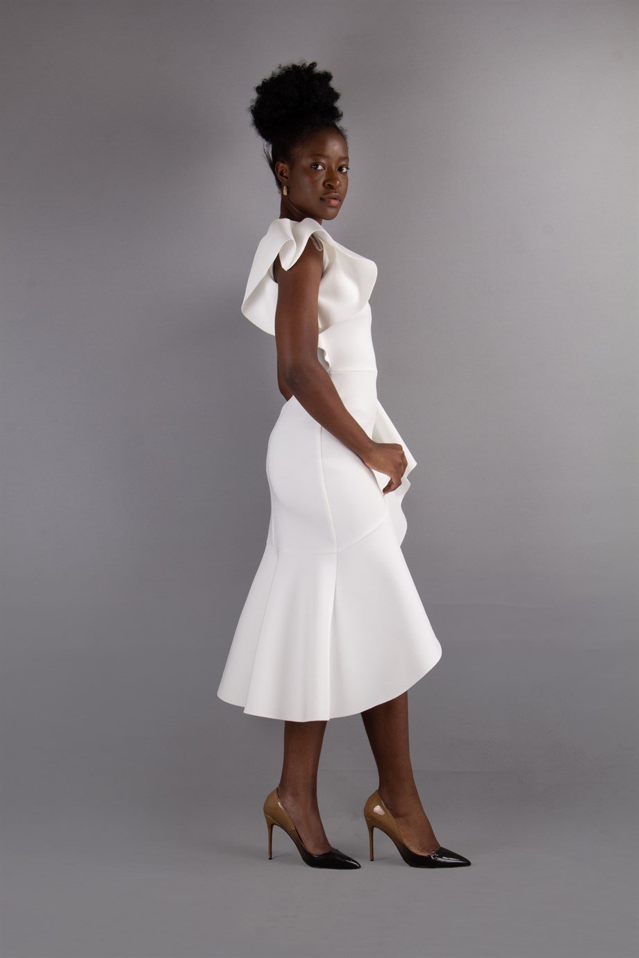 One Shoulder Frill Asymmetric Scuba Dress - White