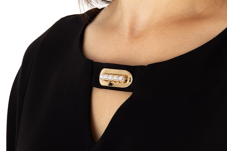 Pearl Brooch Detailed Cold Shoulder Big Size Dress - Black