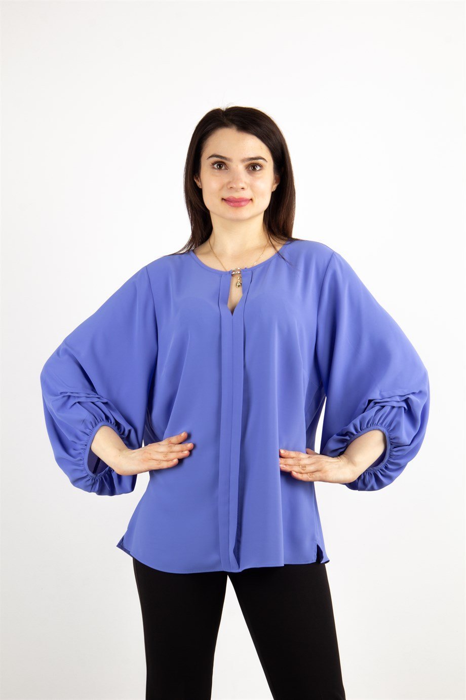 Pleat Detaİl on Sleeve Crew Neck Big Size Blouse - Indigo