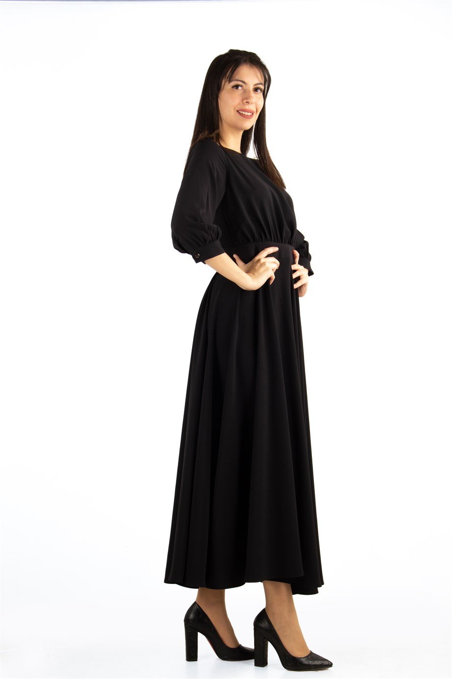 Round Neck Half Sleeve Flare Maxi Dress - Black