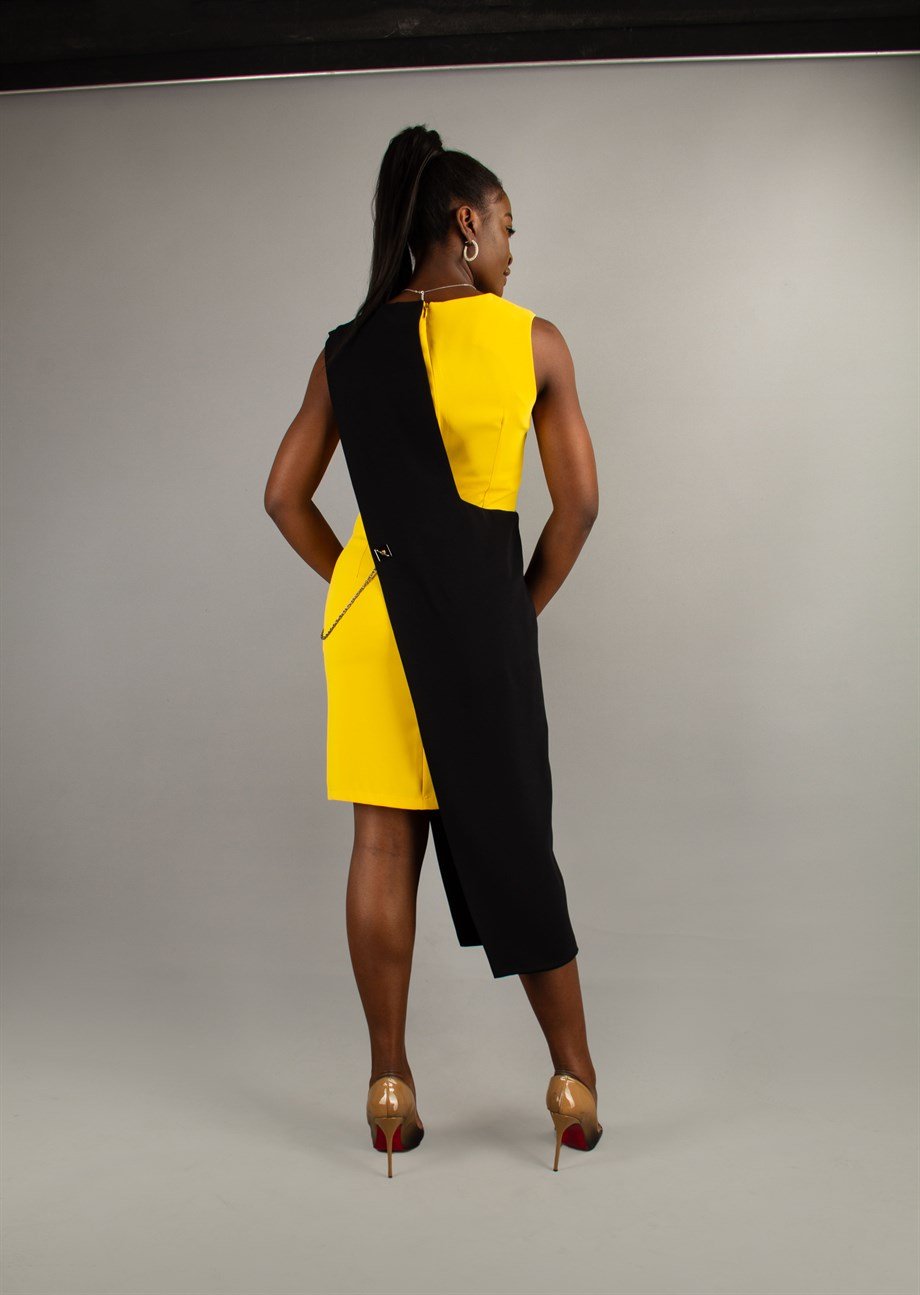 Two Piece Looking Dress with Chain - Yellow