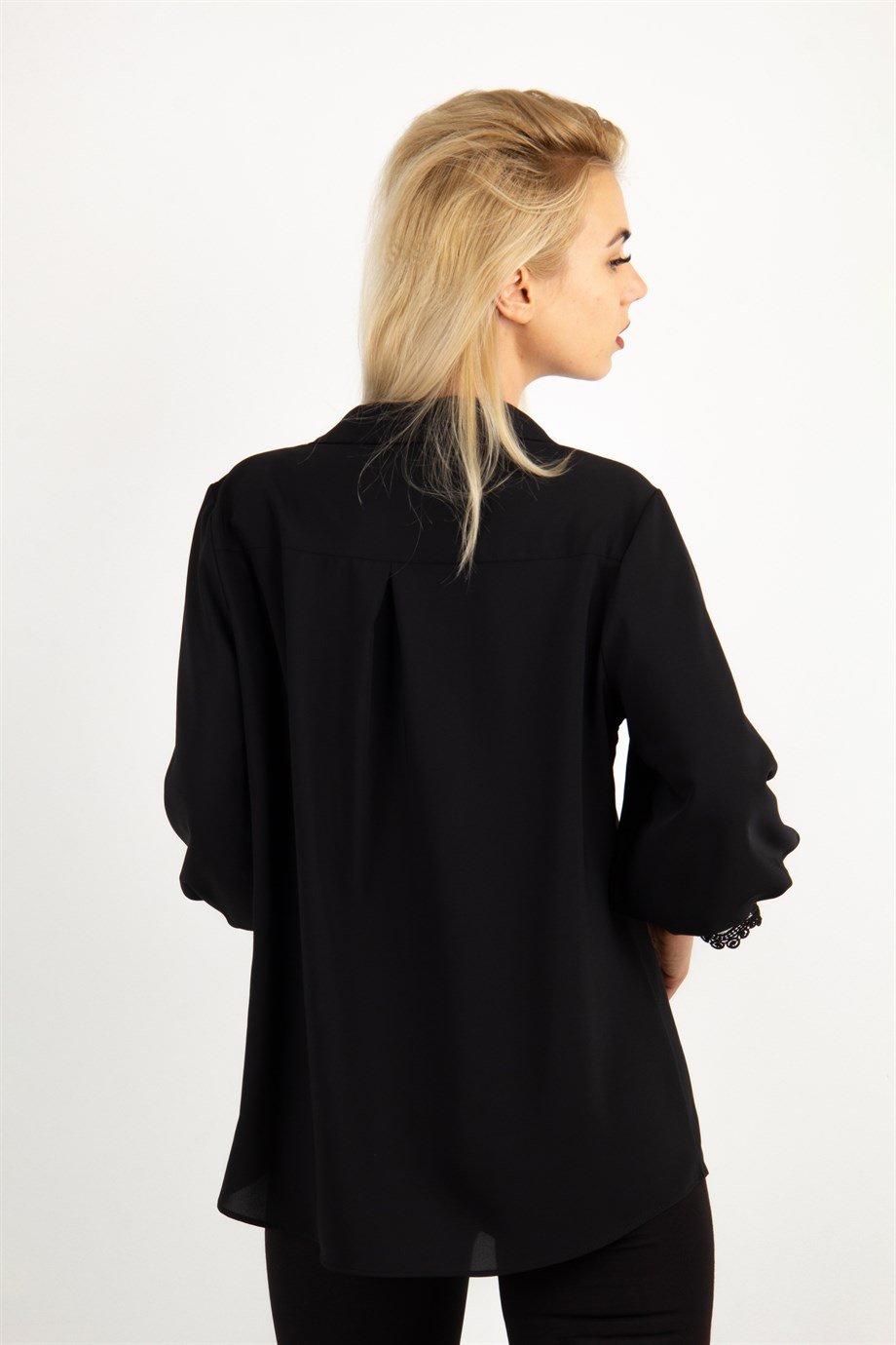 V Neck Lace Sleeve Hem Big Size Blouse - Black