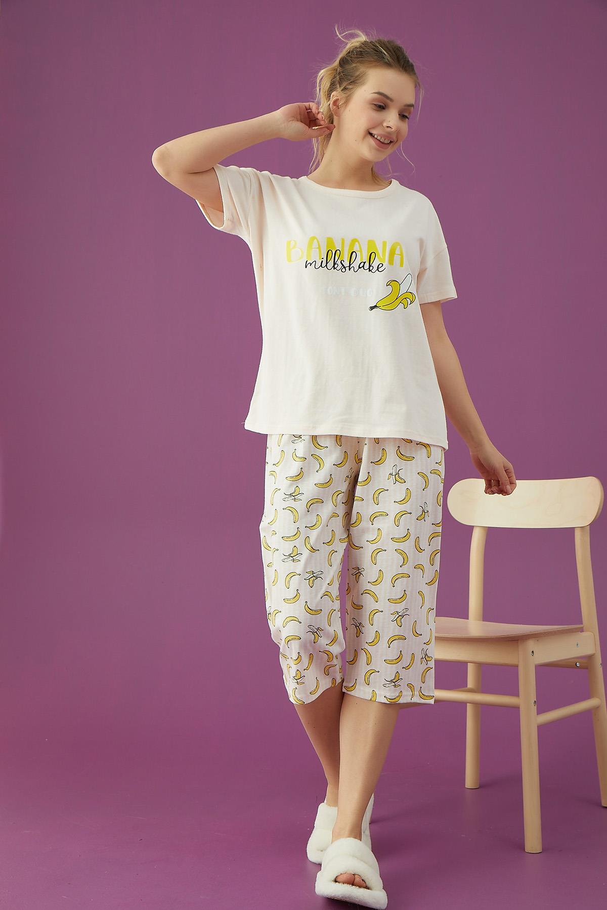 Bayan Muz Baskılı Kapri Pijama Takımı (2201-42)