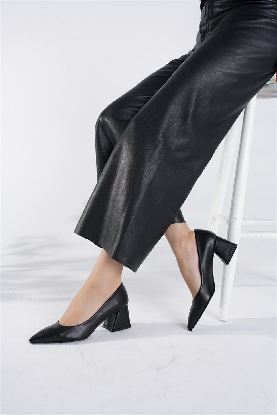 Kadın Kalın Topuklu Stiletto SİYAH