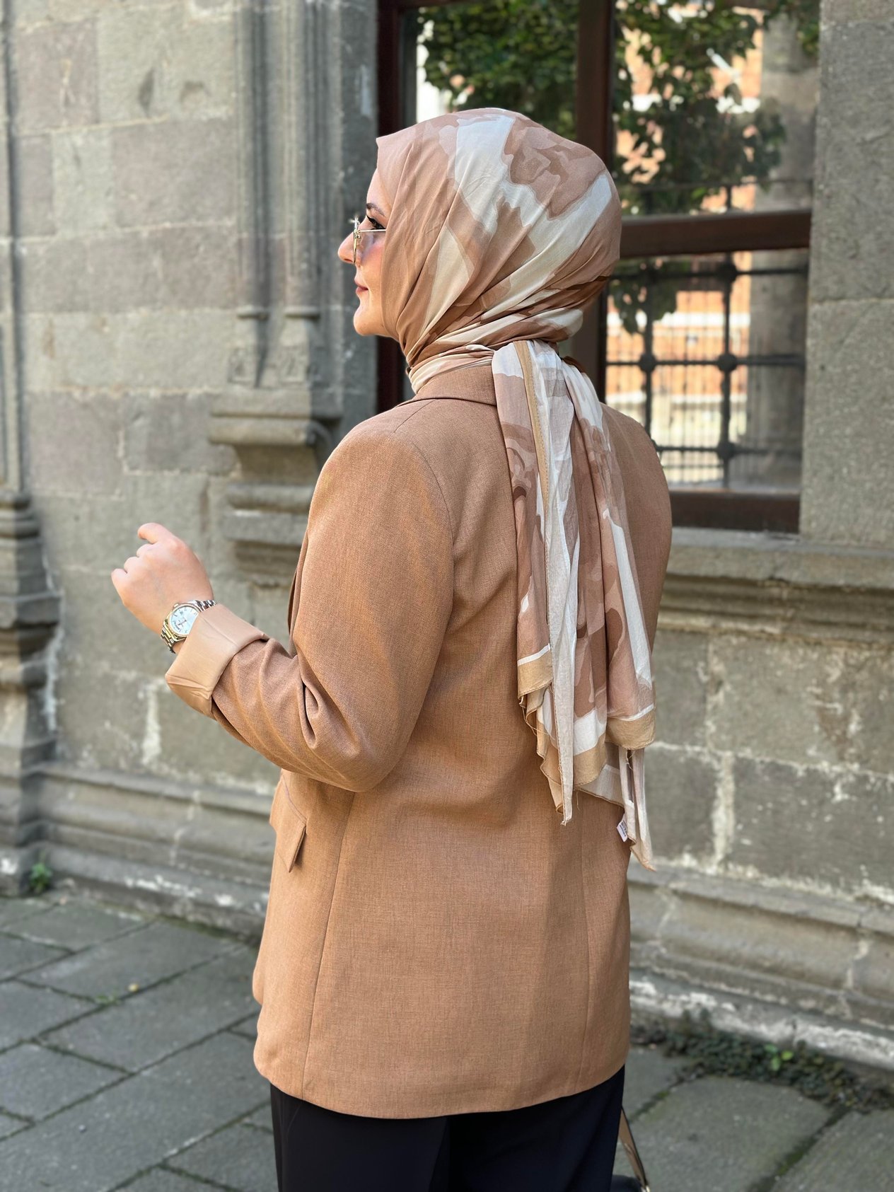 KAHVERENGİ KETEN BLAZER CEKET