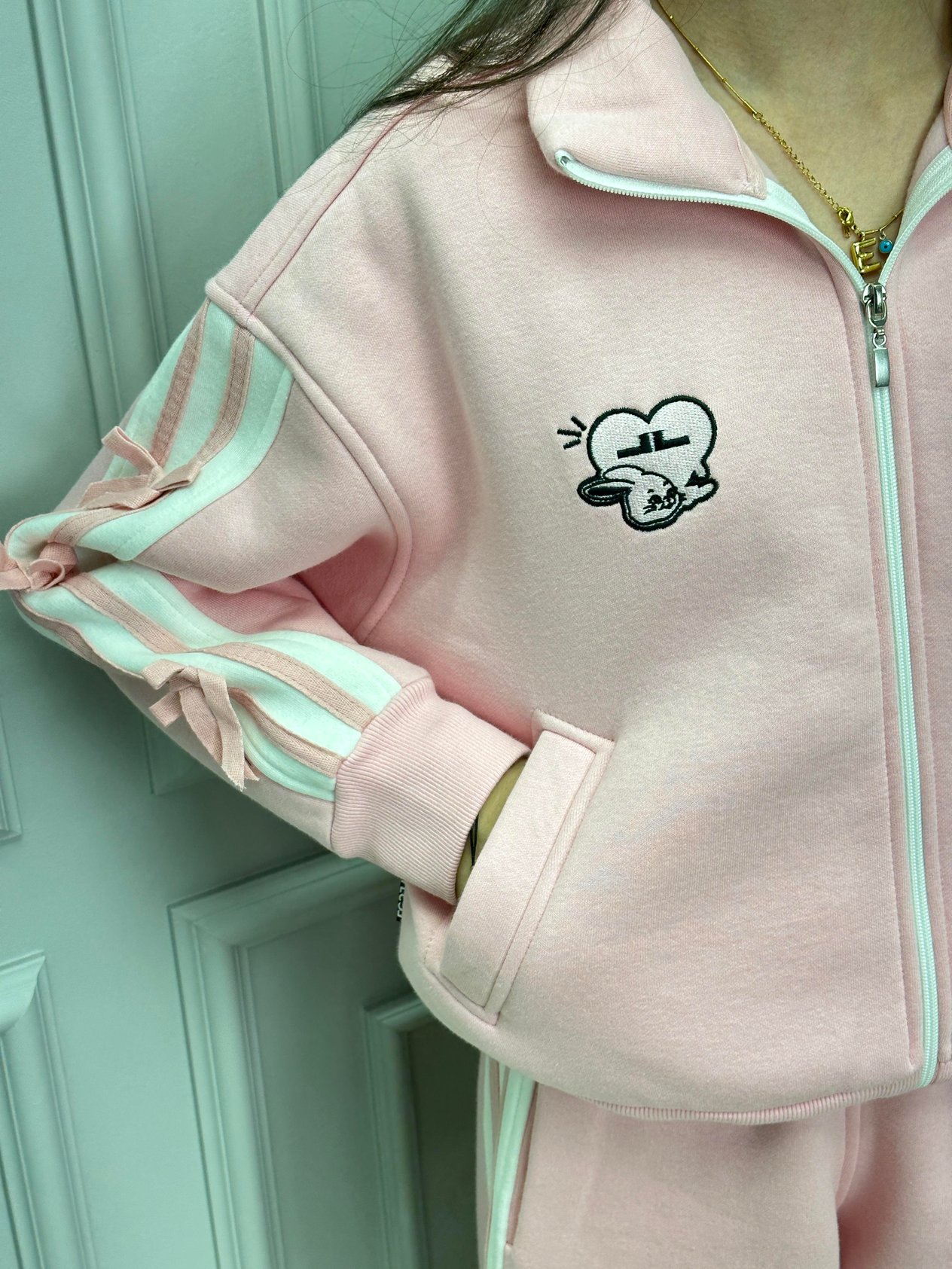 PEMBE 3 İPLİK EŞOFMAN TAKIMI