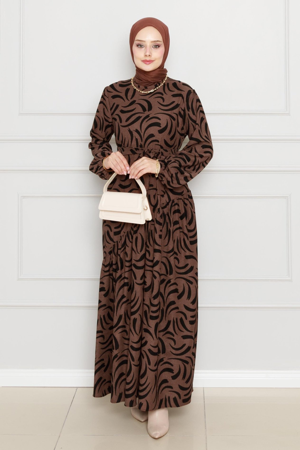 Raffuled Tulip dress with crossed waist   and belt - Brown color