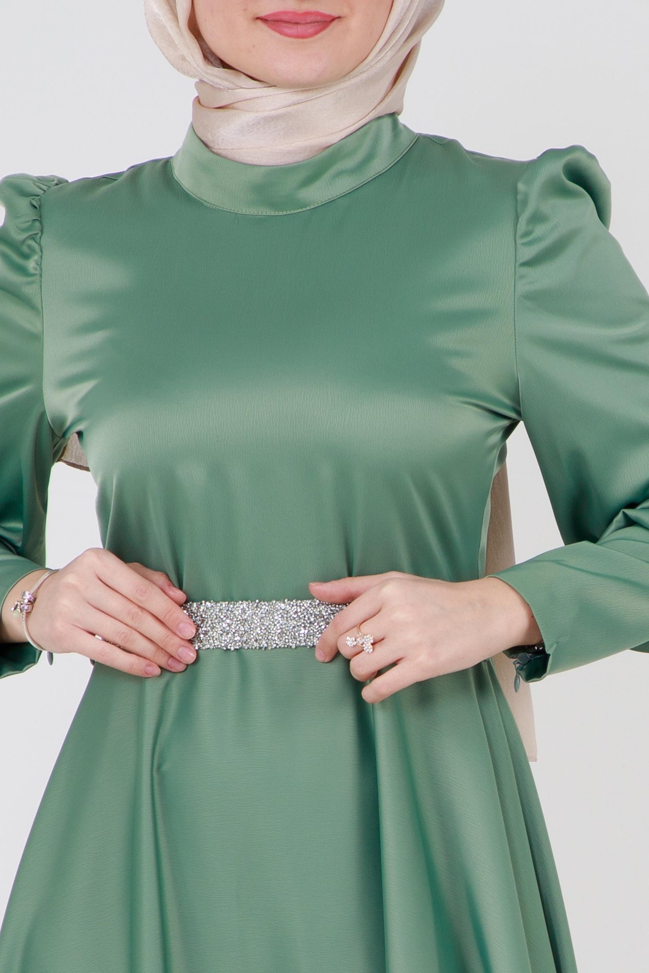Kuşağı Taşlı Saten Abiye-Mint Yeşili