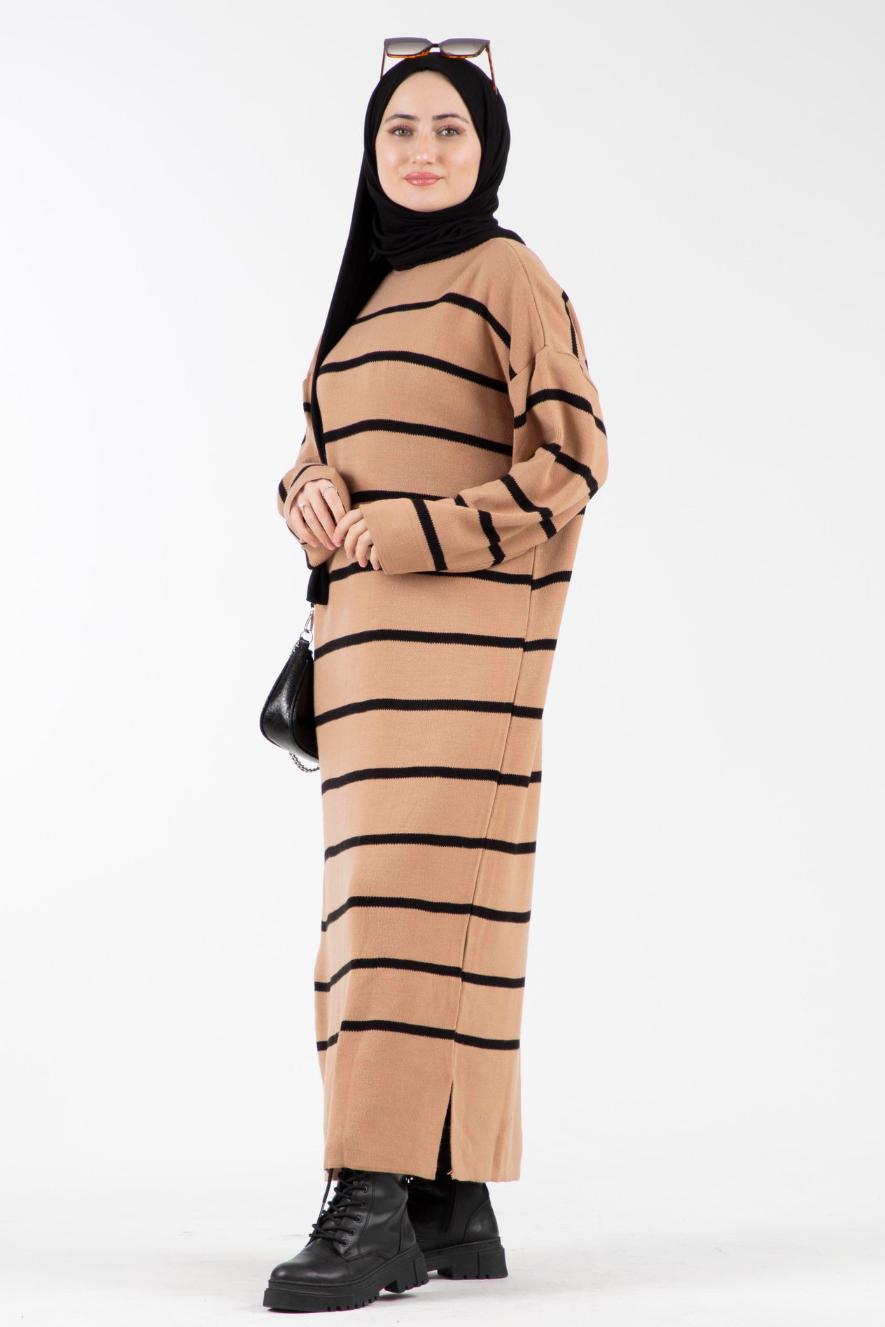 Oversize Çizgili Triko Elbise-Camel