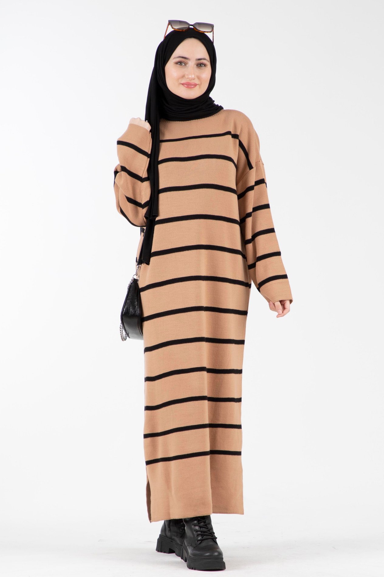 Oversize Çizgili Triko Elbise-Camel