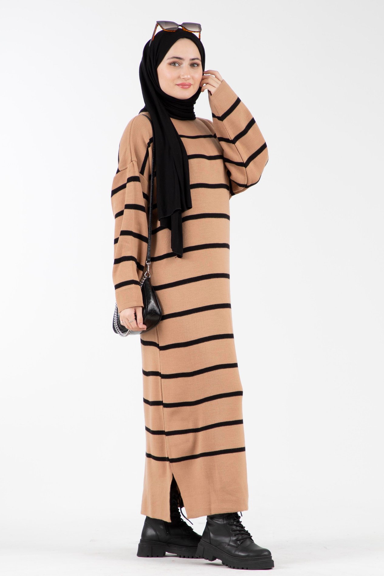 Oversize Çizgili Triko Elbise-Camel