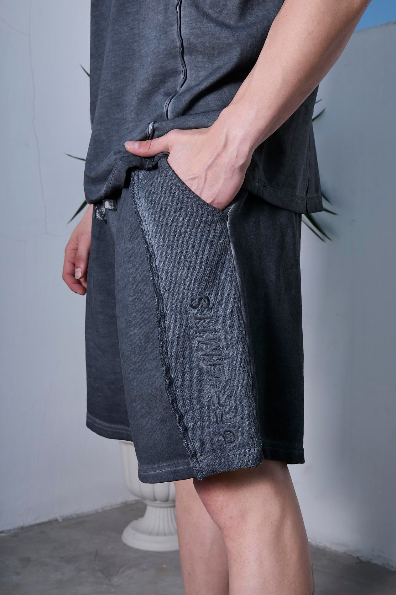 Oil Washed Reversible Antrasit Şort