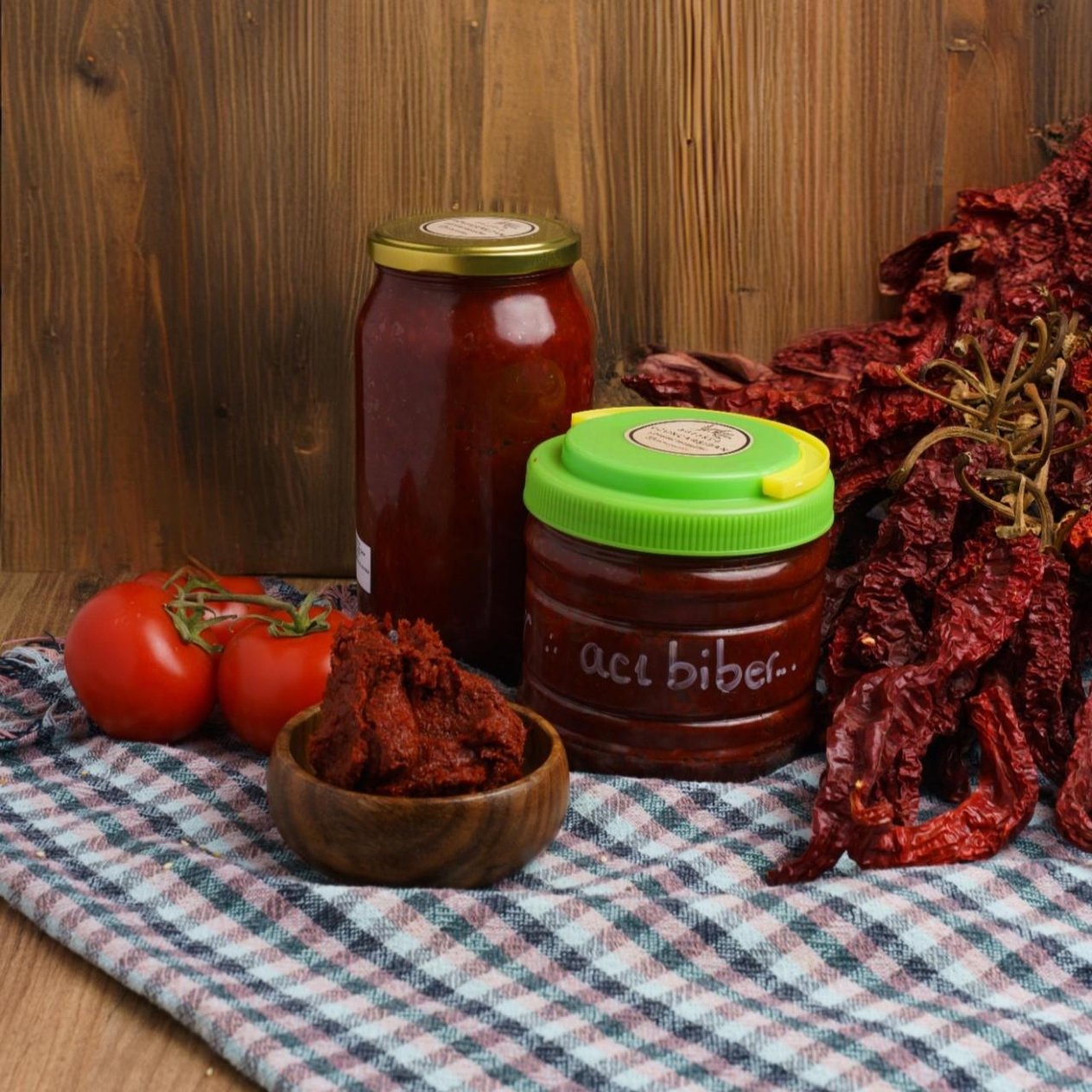 ACI BİBER SALÇASI - 1 KG