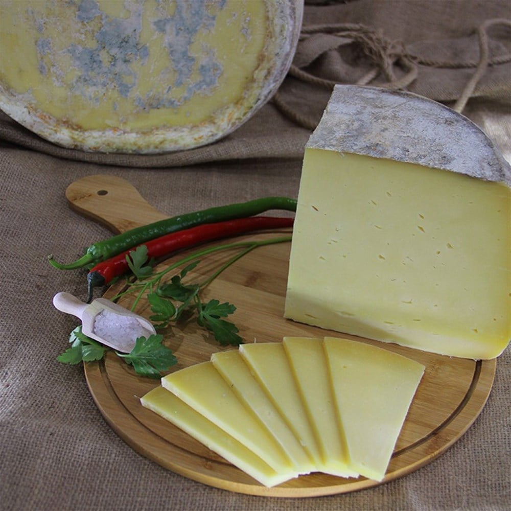 Eski Kaşar Peyniri