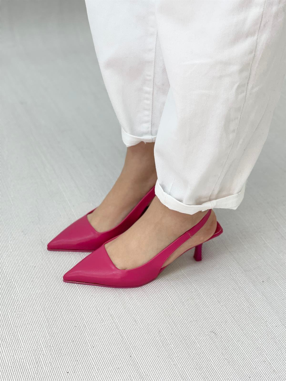 TOPUKLU AYAKKABI Kubra ShoesMİLA DÜZ MAT KADEH TOPUK