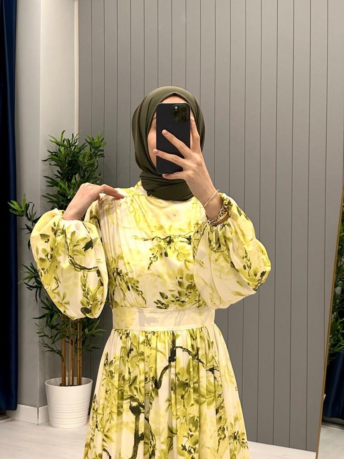 Desenli Saten Elbise Yeşil