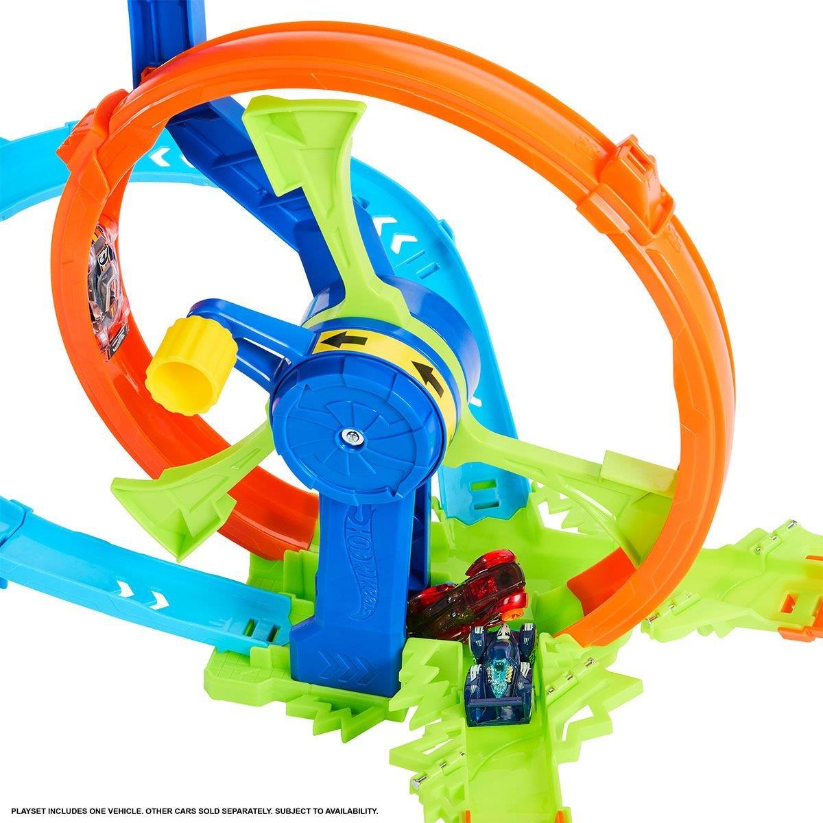 JBX65 Hot Wheels Hızlı Fırlatma ve Döngü Parkuru Oyun Seti