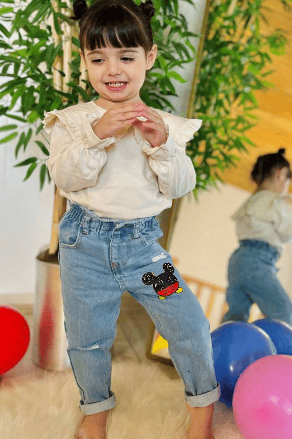 Unisex Yüksek Bel Paçası Mickey Jean Pantolon