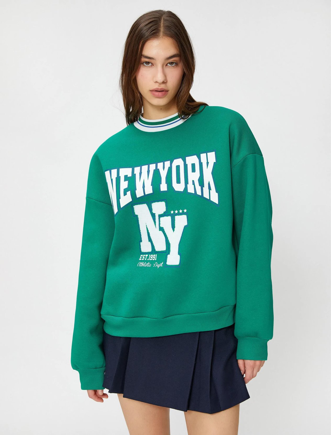 Kolej Sweatshirt Bisiklet Yaka Ribanalı Nakışlı
