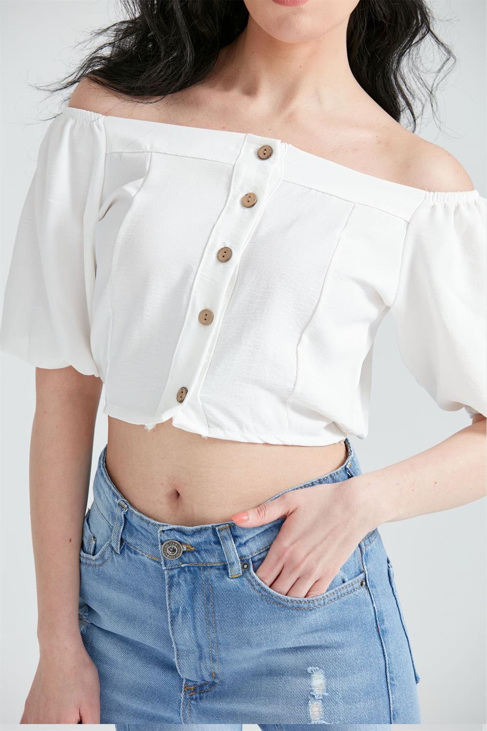 Kadın Düğme Detaylı Gömlek Crop Bluz Beyaz