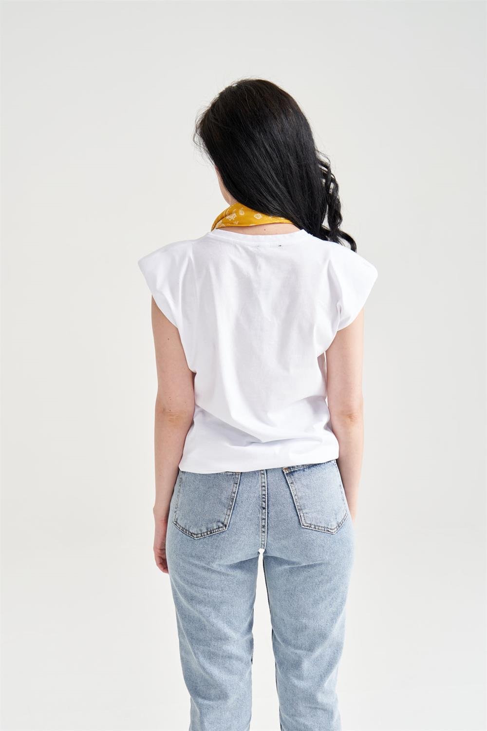 Kadın Vatkalı Basic T-Shirt Beyaz
