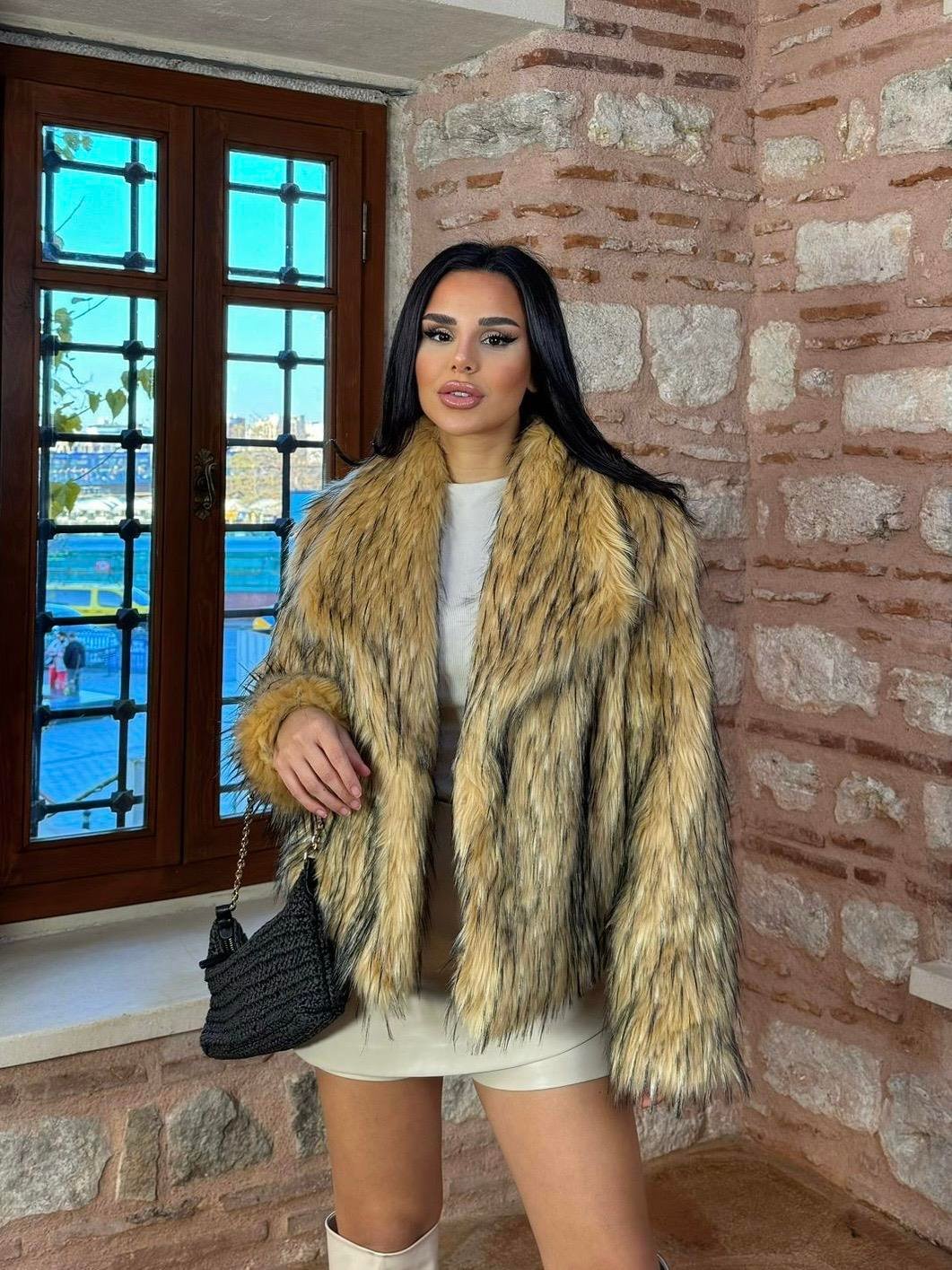 Pisa Kısa Kürk Kaban Kırçıllı Sarı