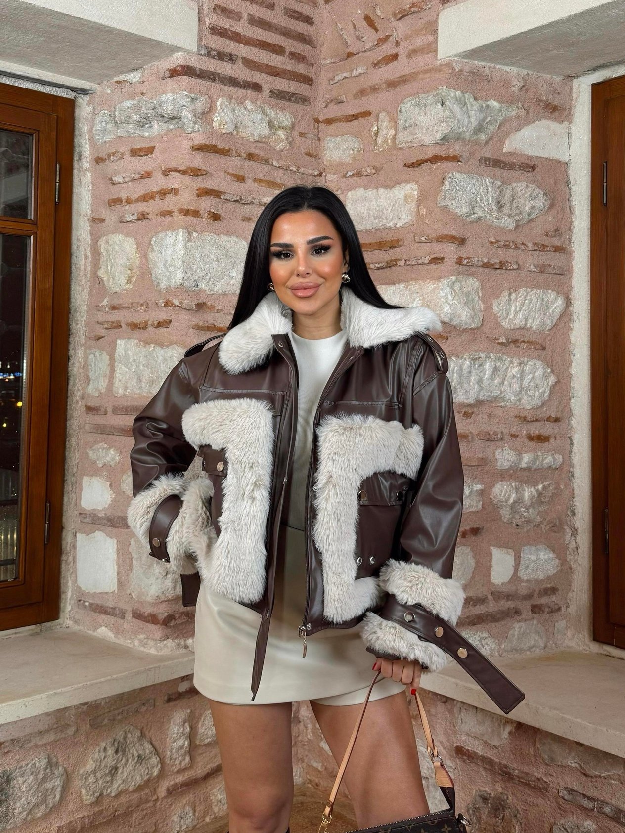 Toffina Kürk Detaylı Deri Mont Bej