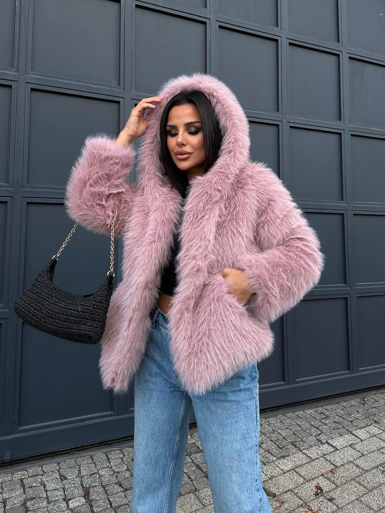 Velvet Kapşonlu Kürk Kaban Pembe
