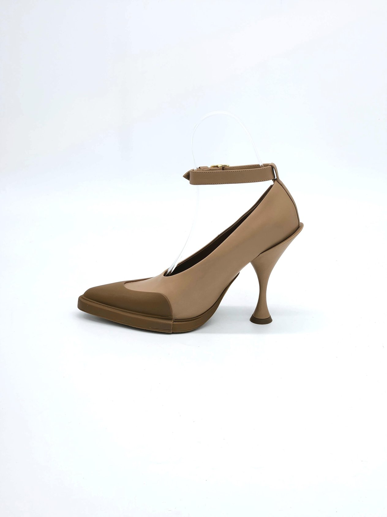  Burberry Ladies Soft Camel Evan 105 Toe Cap Detail Leather Court Pumps 37 BURBERRY  