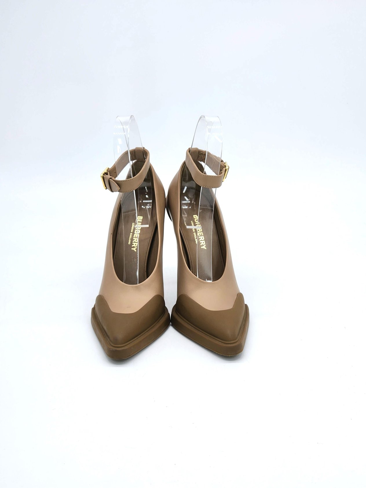  Burberry Ladies Soft Camel Evan 105 Toe Cap Detail Leather Court Pumps 37 BURBERRY  