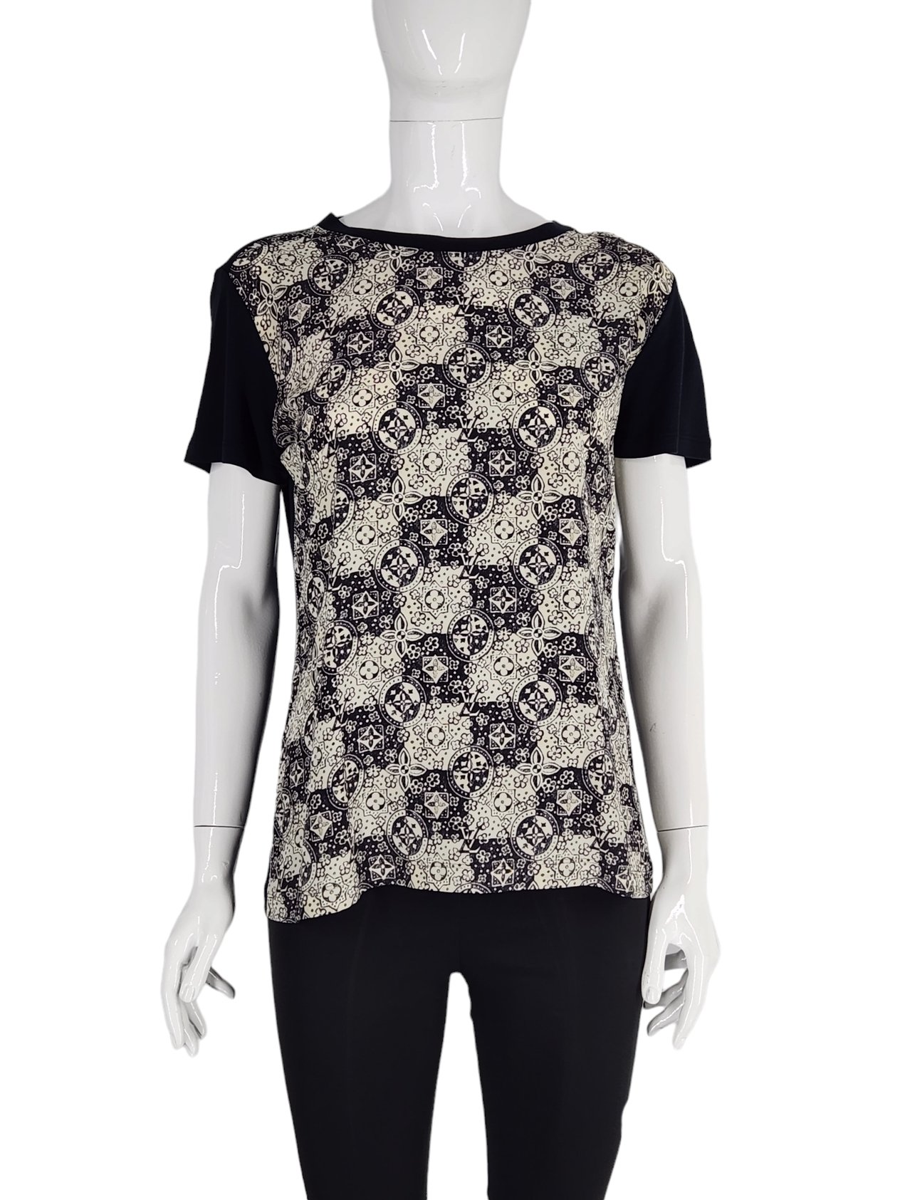  Louis Vuitton Black White Logo Tshirt 40 LOUIS VUITTON  