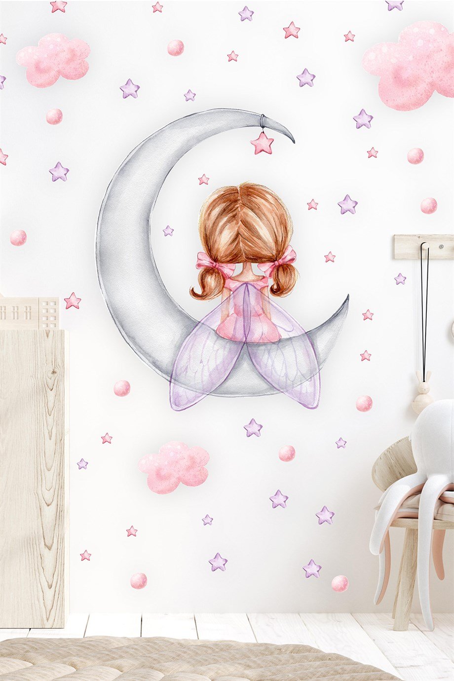 Ayda Oturan Sevimli Kız Çocuk Odası Duvar Sticker Seti Yıldız Ve Puantiyeli