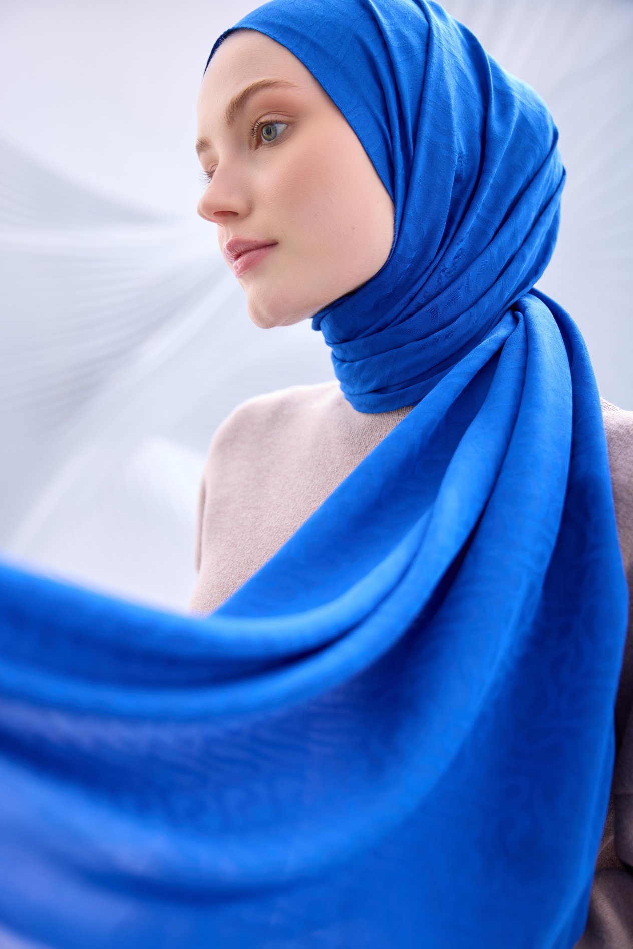 SAKS BULMACA DESEN JAKAR ŞAL-YQ03001