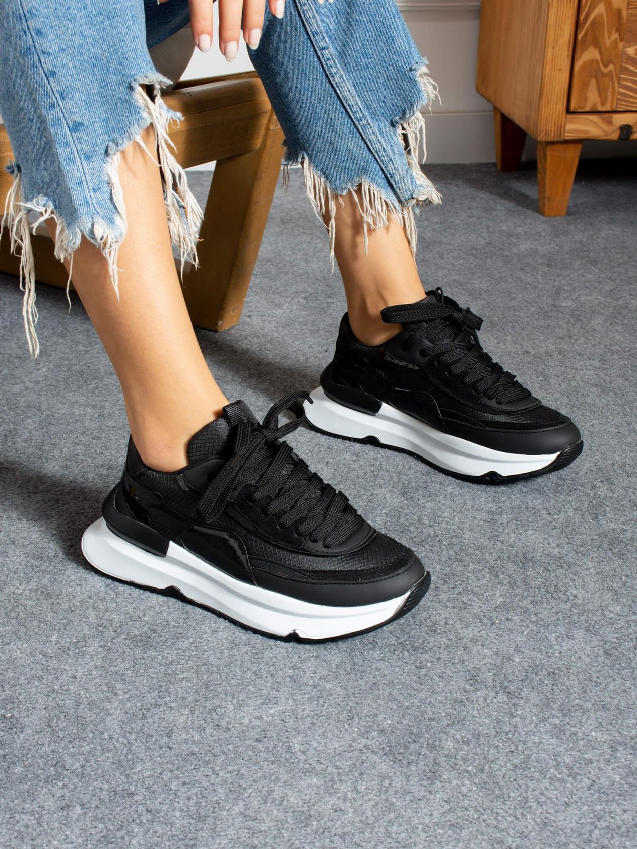 ROYAL Siyah Kadın Sneakers