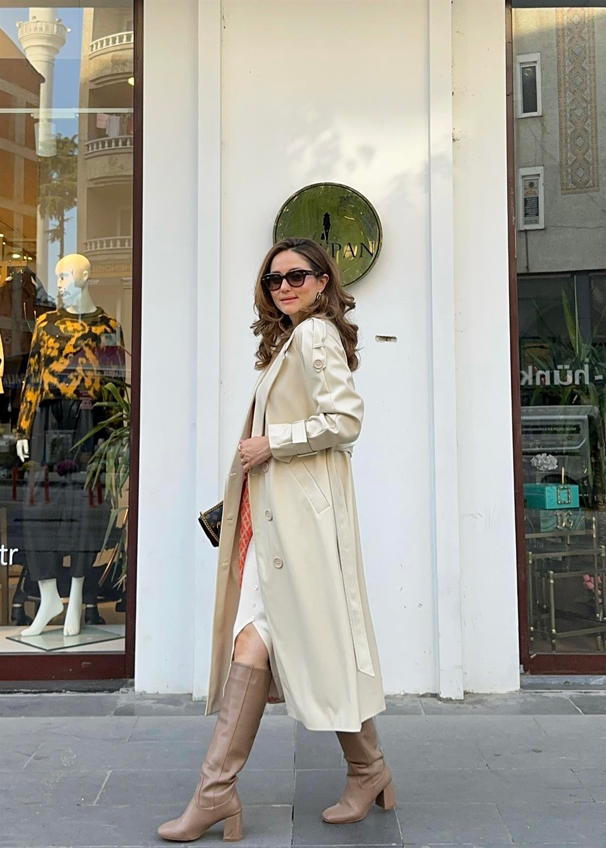 BEJ 4237 STREET LEATHER TRENÇ