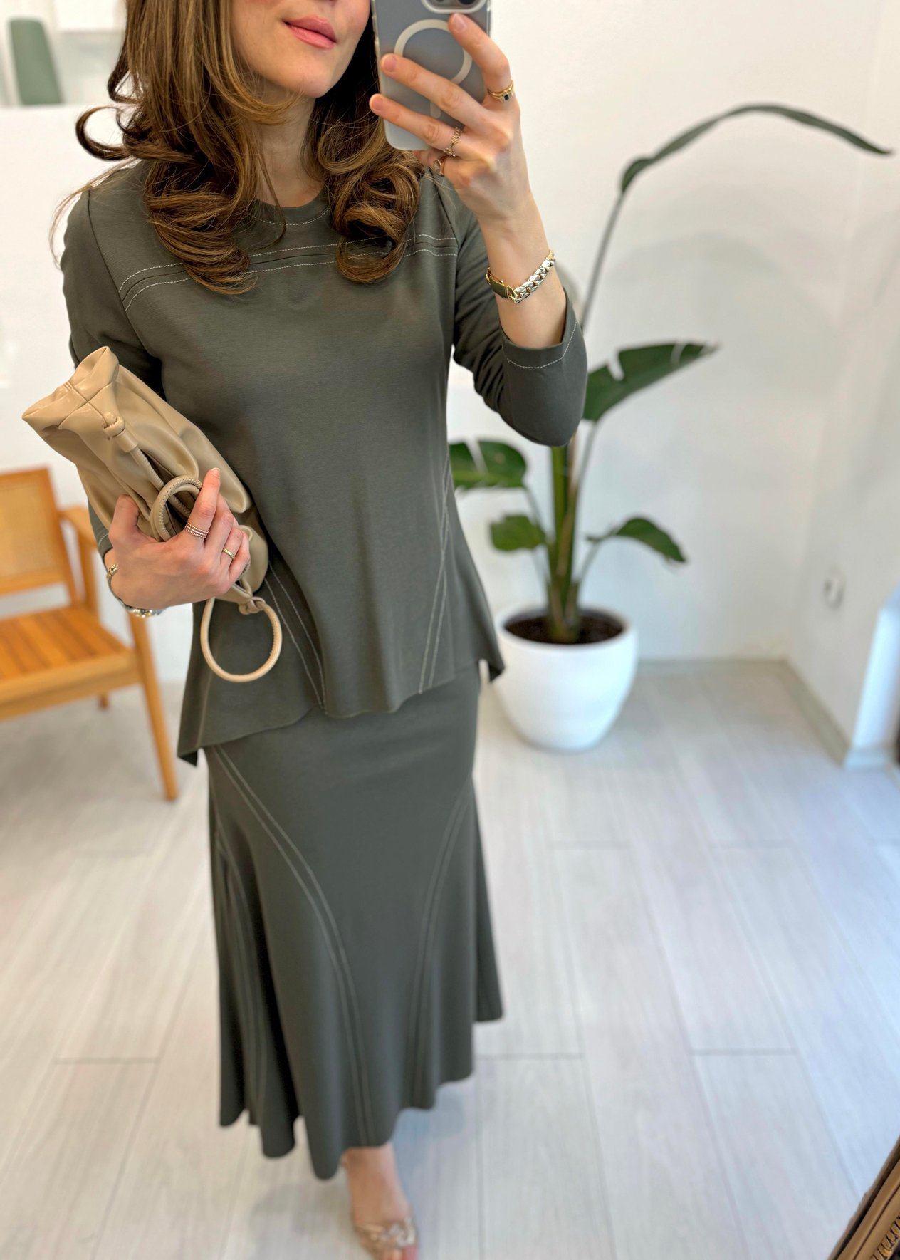 HAKİ 4932 ETEKLİ ÇELİK TAKIM