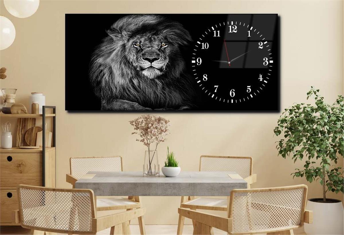 Horizontal bedrucktes Glas mit Kunst und Naturthema und einer Uhr an der Seite 106