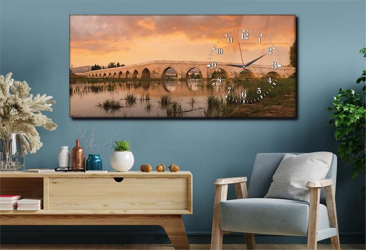 Horizontal bedrucktes Glas mit Kunst und Naturthema und einer Uhr an der Seite 002