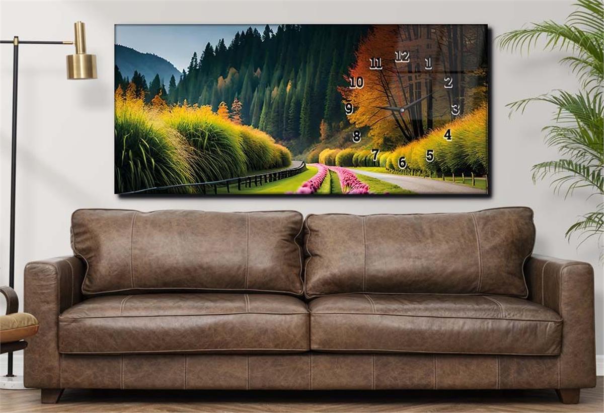 Horizontal bedrucktes Glas mit Kunst und Naturthema und einer Uhr an der Seite 174