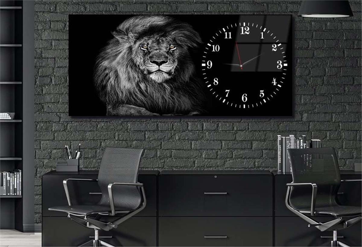 Horizontal bedrucktes Glas mit Kunst und Naturthema und einer Uhr an der Seite 106
