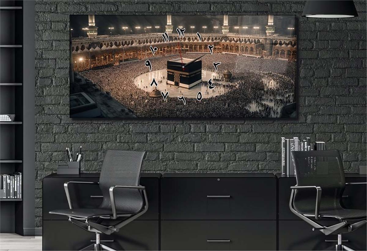 Horizontaal, in Het Midden Voorzien Van Een Klok, Religieus Thema Gehard Glasschilderij 090